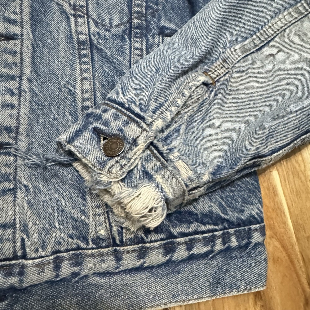 Vintage Levis 70411 Denim Jacket Mens 40 R Blue Flannel Lined Distressed 80s USA - Picture 6 of 11